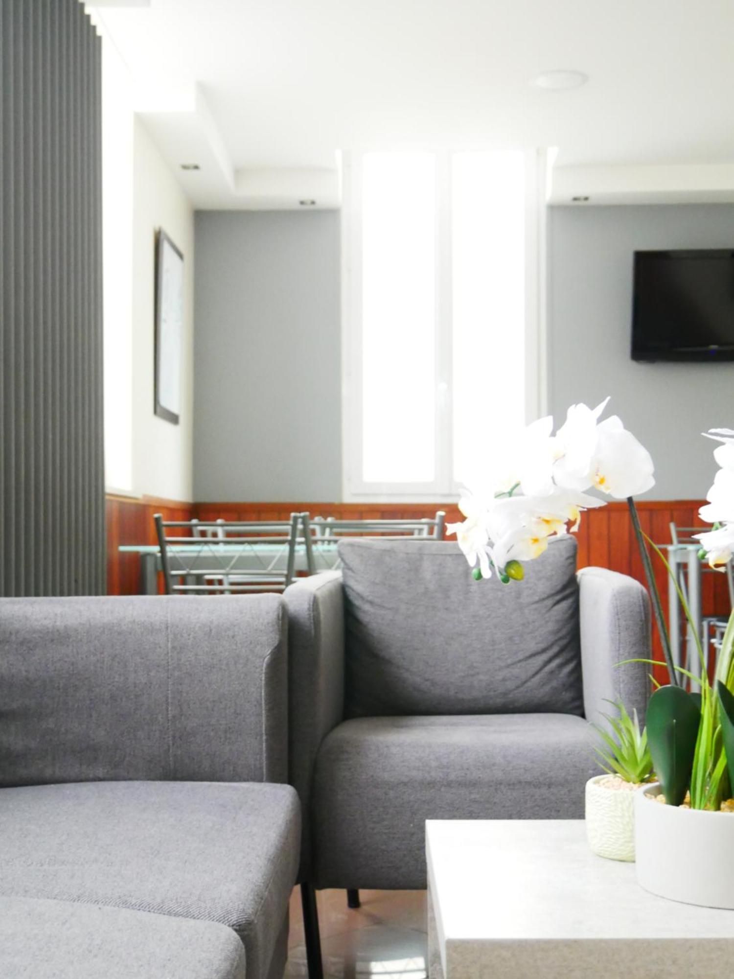 Hotel Des Bains A 10 Min De Paris Maisons-Alfort Εξωτερικό φωτογραφία