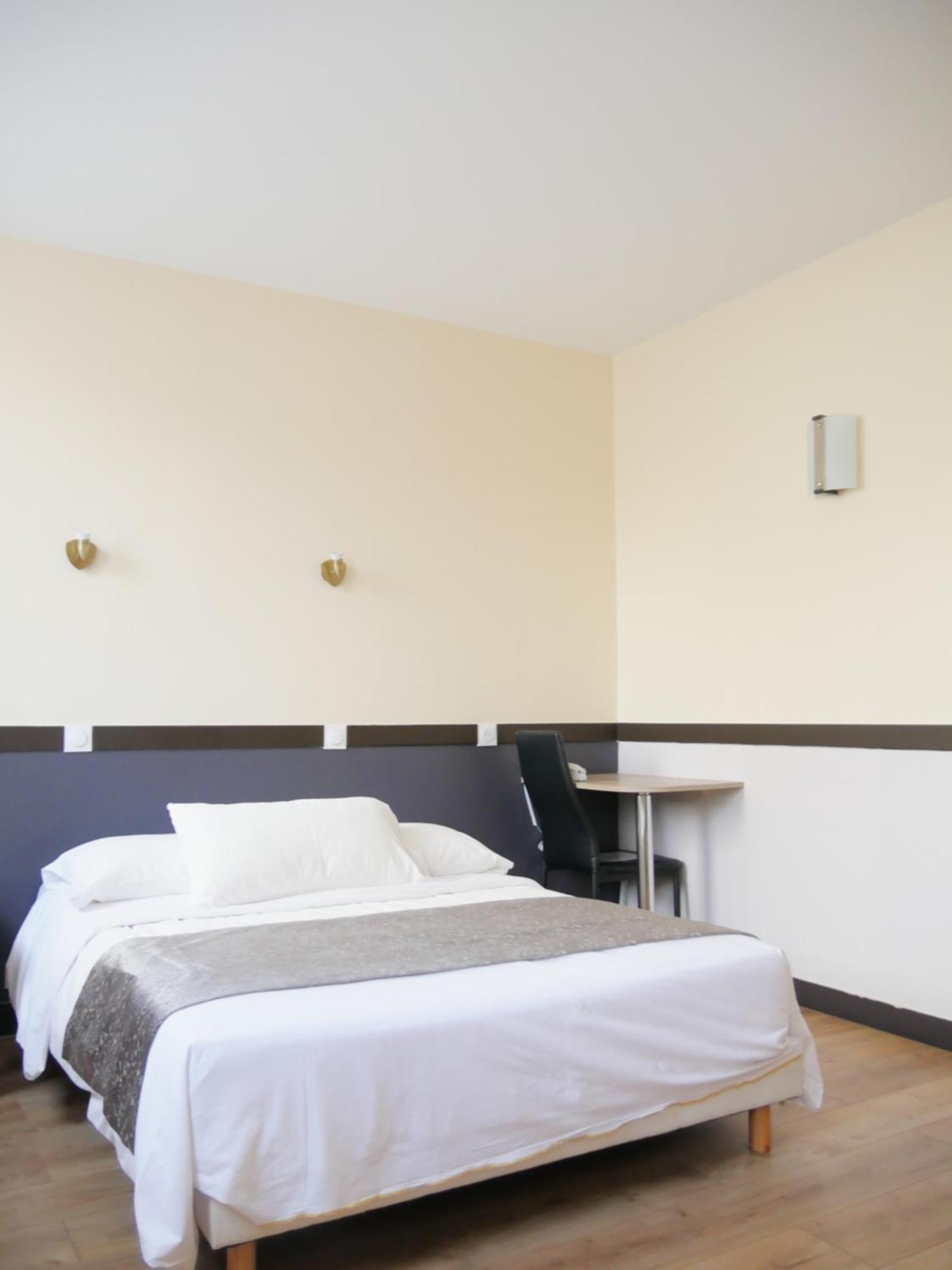 Hotel Des Bains A 10 Min De Paris Maisons-Alfort Εξωτερικό φωτογραφία